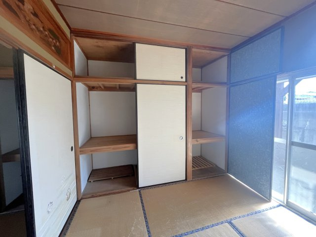 橘貸家の収納