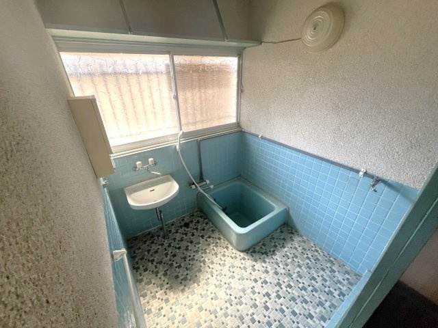 橘貸家の浴室