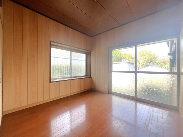 橘貸家の居間・リビング