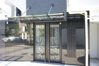 【エントランス】 | グレイスレジデンス八事