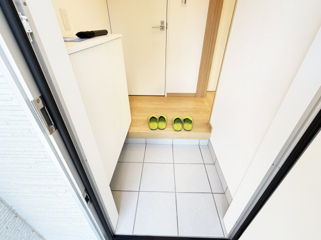 デュオ愛宕町の玄関