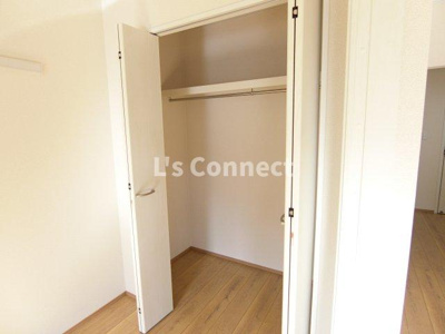 【収納】 | Ｃｒｅａｔｉｏｎ上柴崎 | クローゼットでお荷物もすっきり収納。