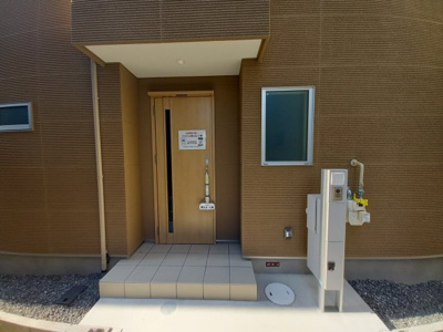 【エントランス】 | ファミリエ津之江A棟