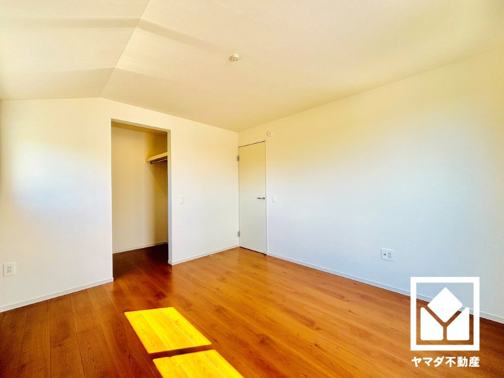 草津市野村４丁目　1期　3号棟の寝室