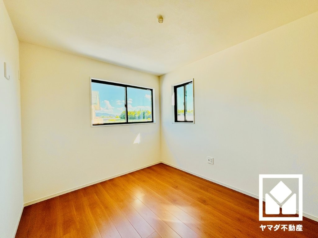 草津市野村４丁目　1期　3号棟の子供部屋