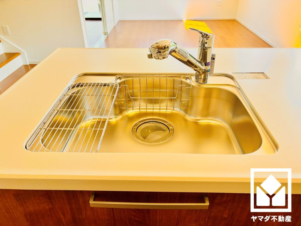 草津市野村４丁目　1期　3号棟のキッチン