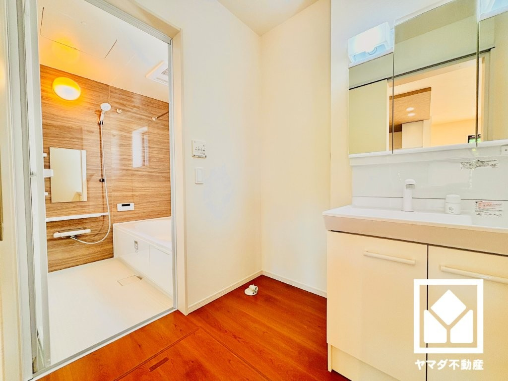 草津市野村４丁目　1期　3号棟の洗面所