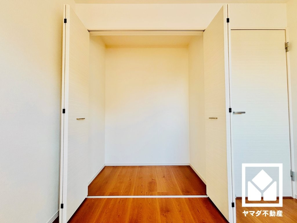 草津市野村４丁目　1期　3号棟の収納