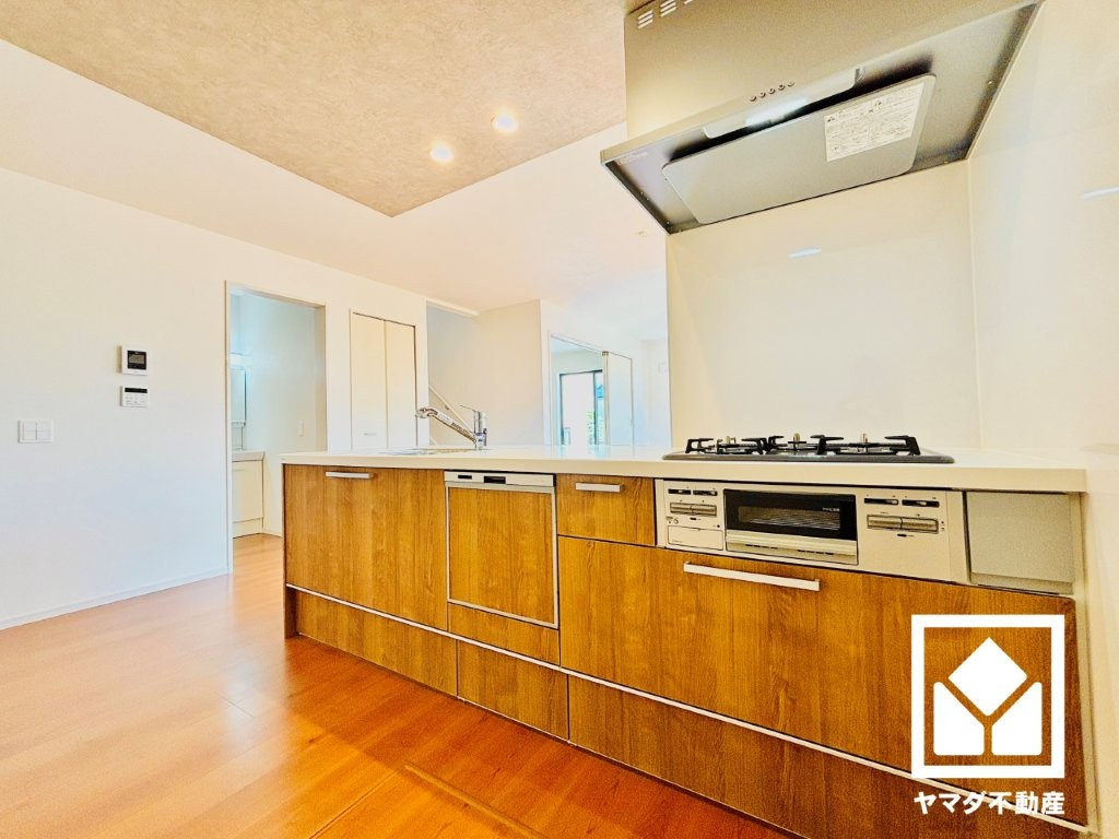 草津市野村４丁目　1期　3号棟のキッチン