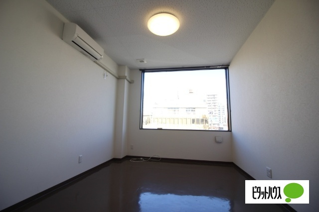 千代田町おもなしビルの内装