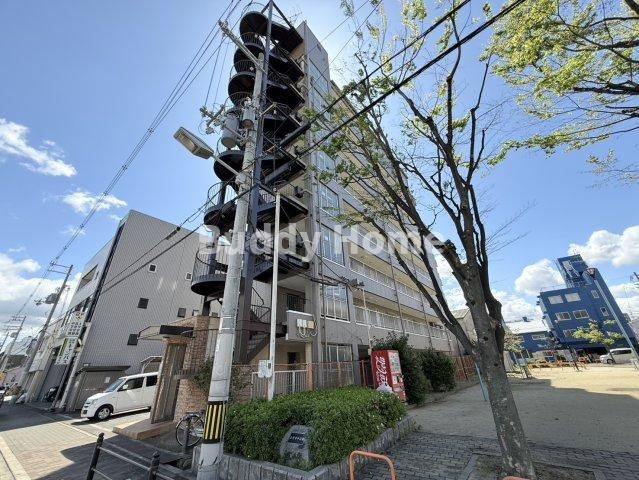 サンパレス加美の外観