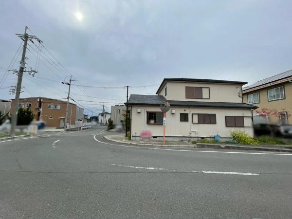 和歌山市西庄　中古戸建の前面道路含む現地写真