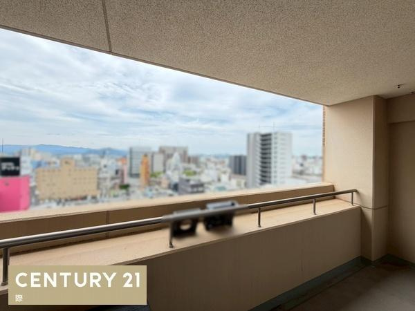 グランノーブル和歌山友田町のバルコニー