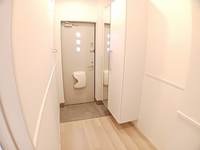 メゾン・ド・アムール　Ⅱの玄関