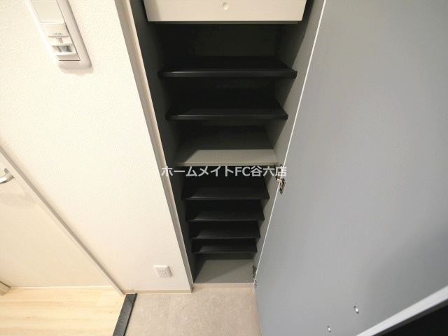 【玄関】 | エクレレメディコ天六