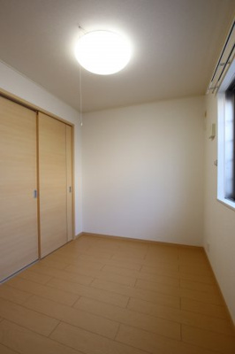 【洋室】 | メゾンファミーユⅡ