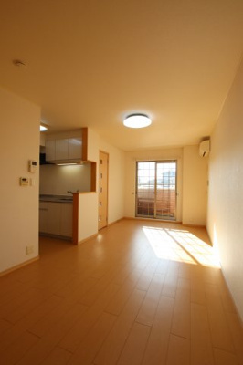 【居間・リビング】 | メゾンファミーユⅡ