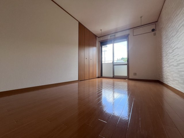 アムールの洋室