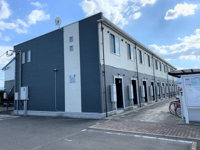 レオネクスト甘木インターサイドの外観|落ち着いた雰囲気の外観です