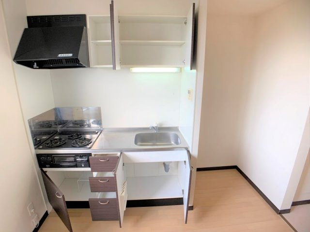 レオネクスト甘木インターサイドのキッチン|設備・仕様は号室により異なる為、現況を優先致します。