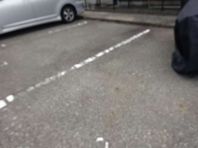 エトワール白水の駐車場
