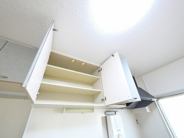 中登美第二団地 B棟のキッチン