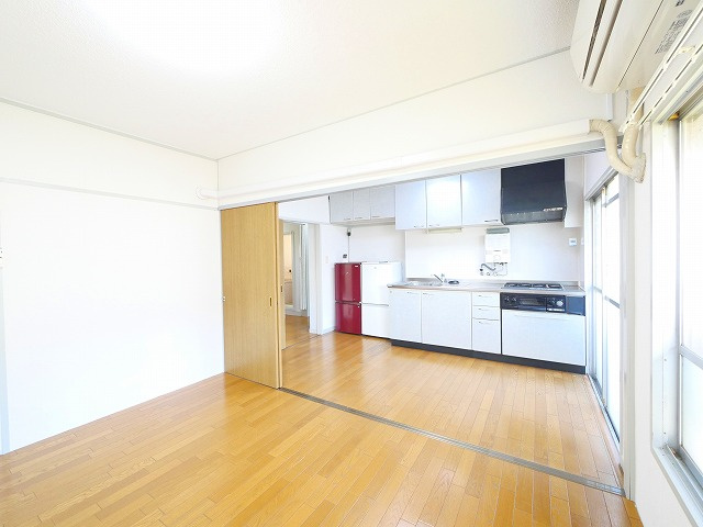 中登美第二団地 B棟の居間・リビング