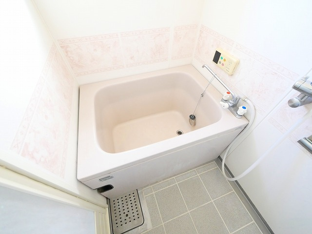 中登美第二団地 B棟の浴室