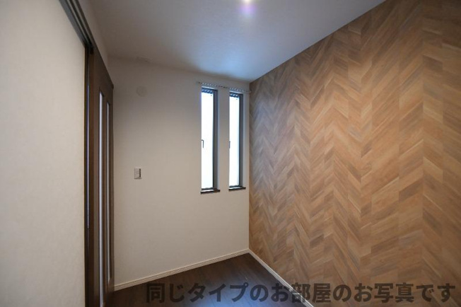 【寝室】 | グランティック名島