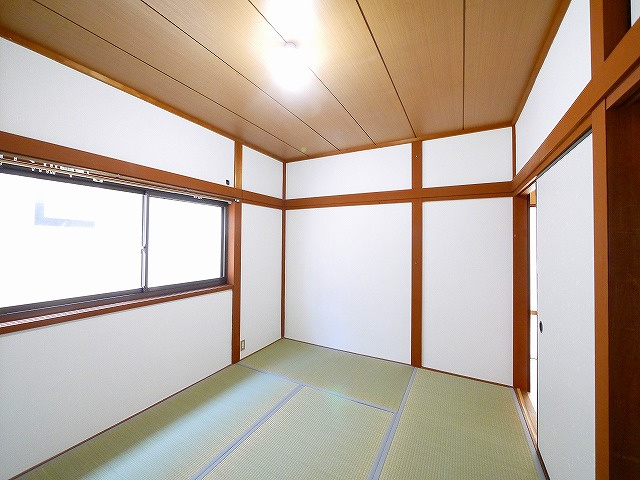 西田中町戸建（西田中町571-9）の和室