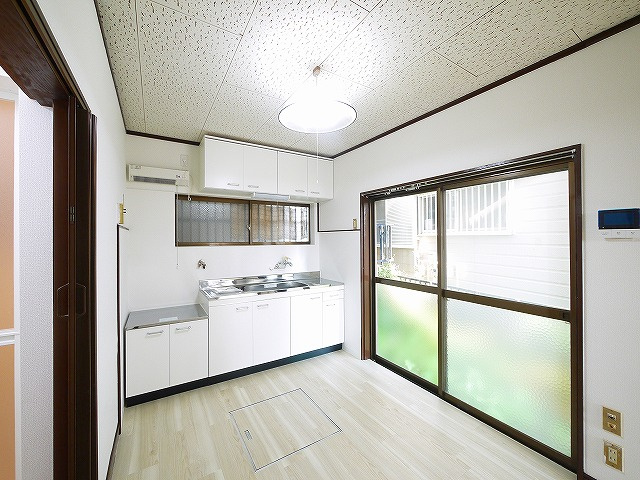 西田中町戸建（西田中町571-9）のキッチン