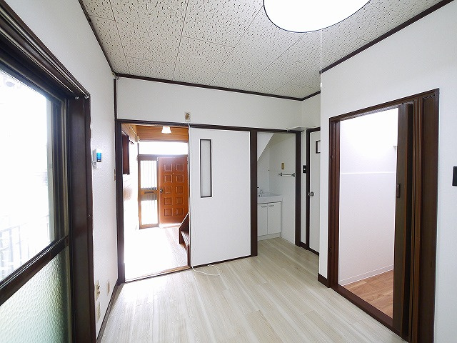 西田中町戸建（西田中町571-9）のキッチン