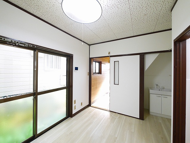 西田中町戸建（西田中町571-9）のキッチン