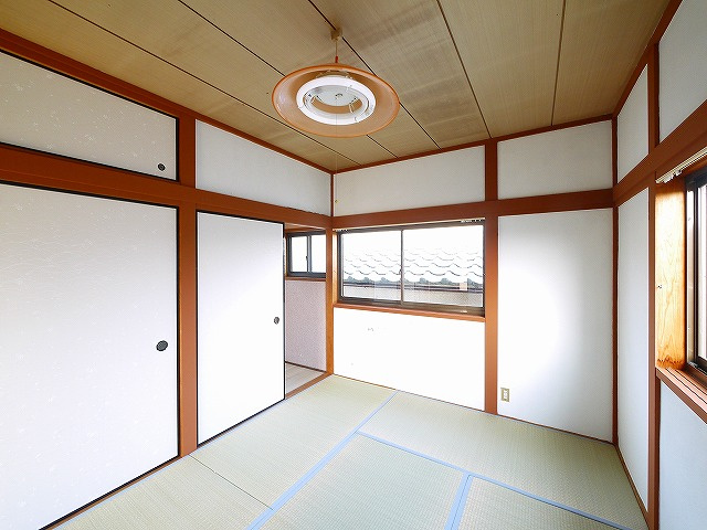 西田中町戸建（西田中町571-9）の和室