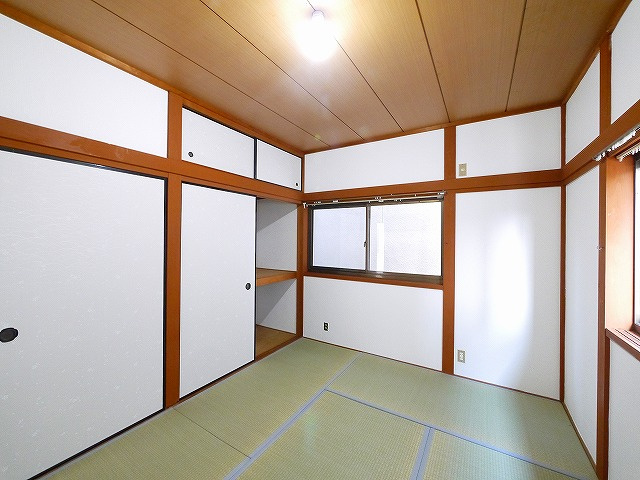 西田中町戸建（西田中町571-9）の和室