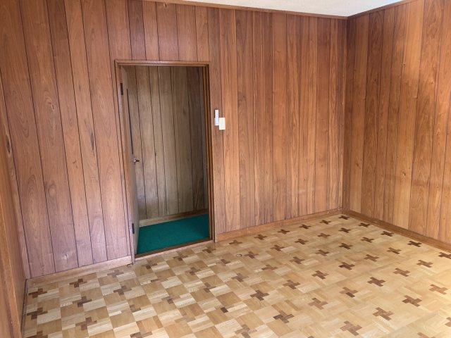 緑ヶ岡5丁目3LDK借家の内装