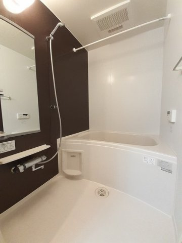 アルモニーアＡの浴室