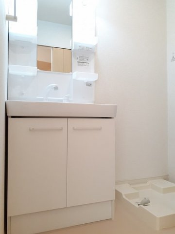 アルモニーアＡの洗面所