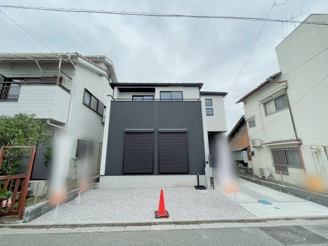 熊谷市宮町　GRAFARE　全1棟の駐車場