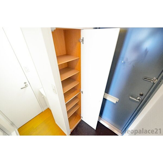 【玄関】 | レオパレスアイ・オシカモ