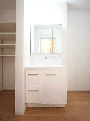 【独立洗面台】 | Erde熊本市南区御幸西1期　3号棟