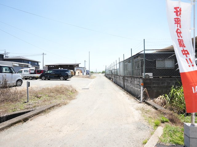 【前面道路含む現地写真】 | Erde熊本市南区御幸西1期　3号棟