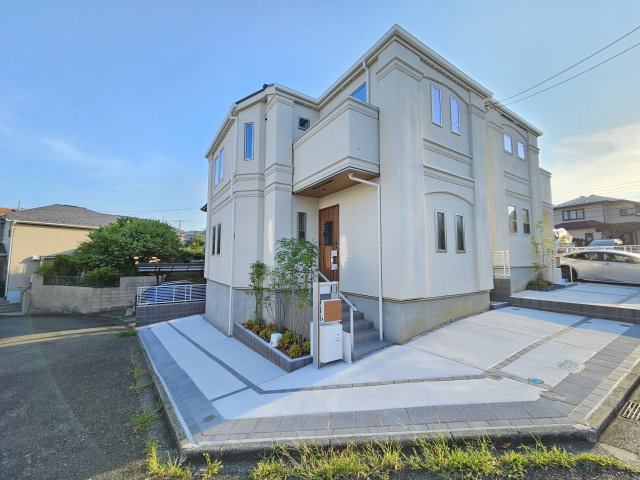 旭区今宿1丁目　カースペース２台　LDK２０帖　温水式床暖房　1号棟