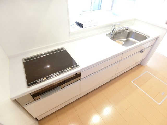 メゾンドォールサライのキッチン
