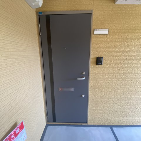 シャルム東町・5番館のエントランス