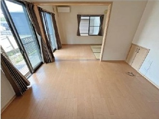 中古戸建　東松山市和泉町6-41の居間・リビング