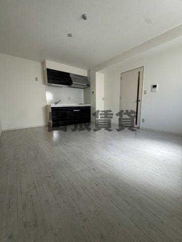 仲介手数料0円！FREAの居間・リビング