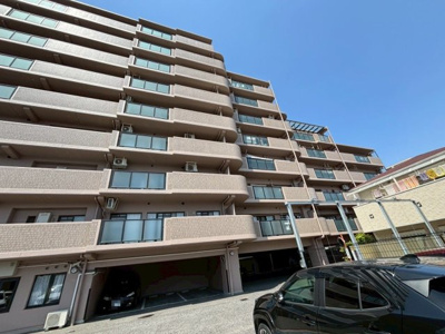 【外観】 | ネオハイツ堺・北花田 | リビングに畳コーナーがありますよ！お子様のお昼寝スペースにもいいですね♪