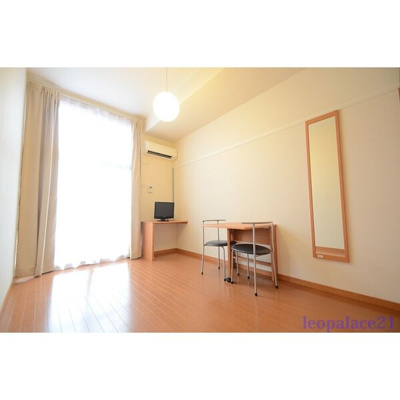 【居間・リビング】 | レオパレスウィッシュ日之出