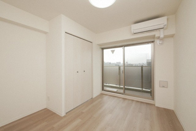 【居間・リビング】 | レジデンス朝潮橋 | ゆったりとした居間です